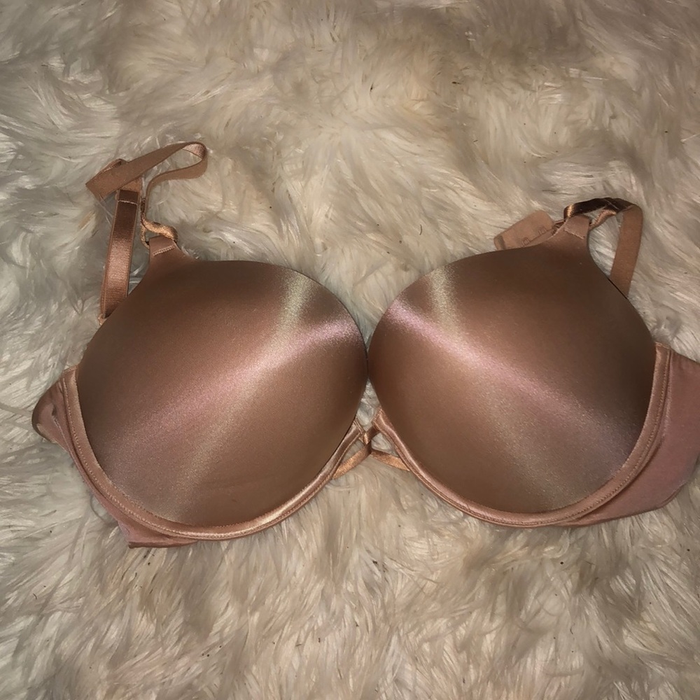 Victoria secret extreme push-up